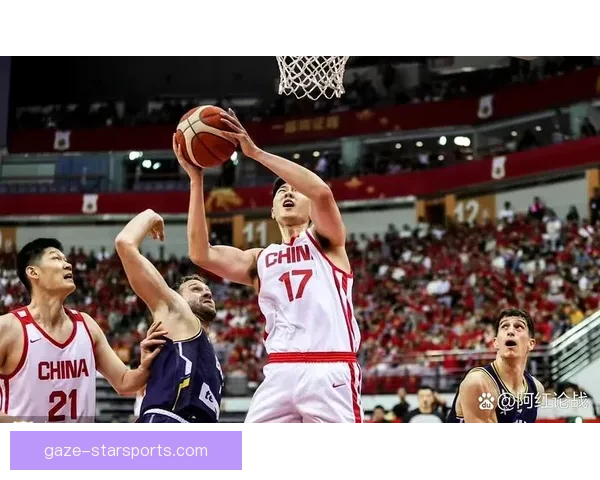 中国男篮备战世界杯 首场热身赛力克菲律宾展现强大实力